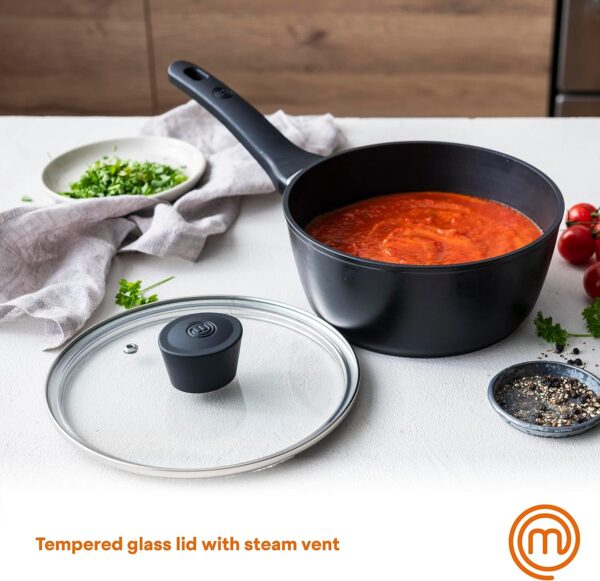 MasterChef Non-Stick Saucepan 18cm with Lid for Induction Hobs - Scratch Resistant Aluminum, Black - Image 3