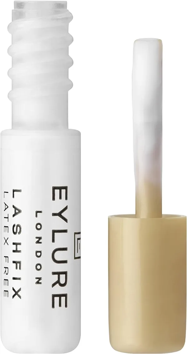 Eylure X Skinnydip Crescent Enchanted Lashes, Black - Image 4